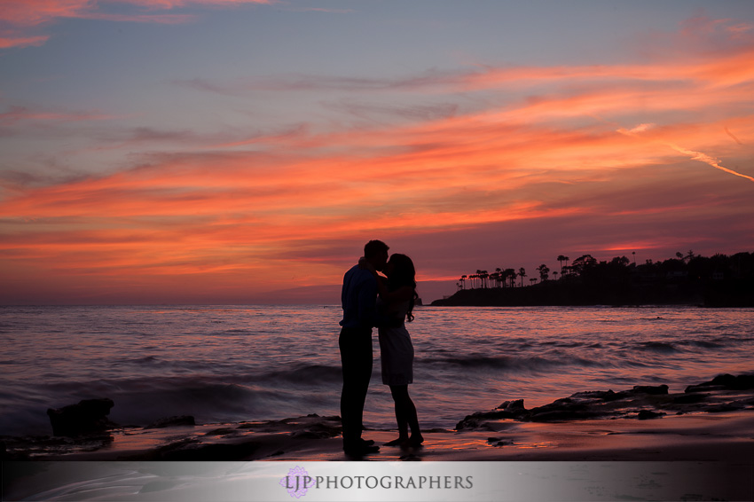 09-laguna-beach-engagement-photos