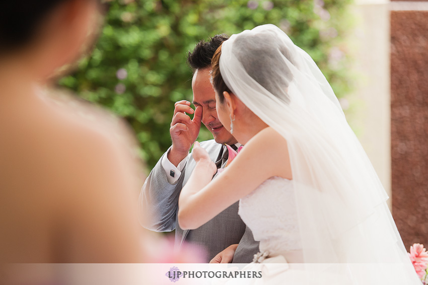 12-the-westin-south-coast-plaza-wedding-photographer