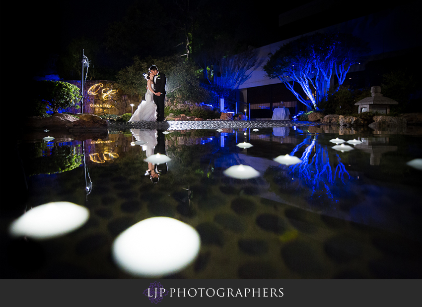 30-kyoto-gardens-doubletree-by-hilton-los-angles-wedding-photographer