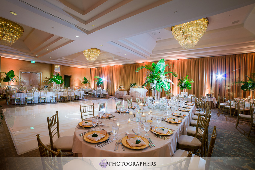 33-the-island-hotel-newport-beach-wedding-photographer-wedding-reception-photos