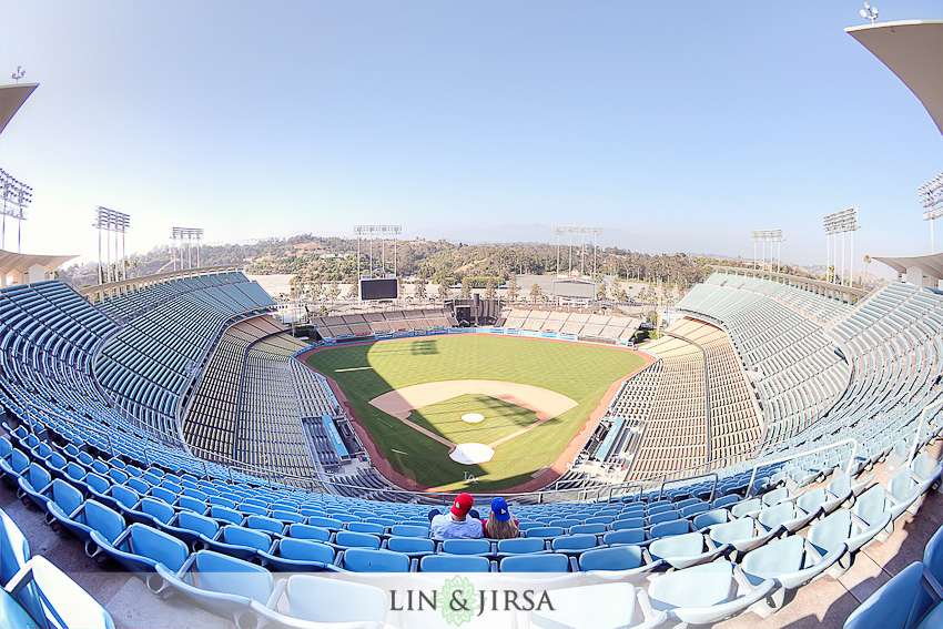 dodger-stadium-engagement-photography-los-angeles