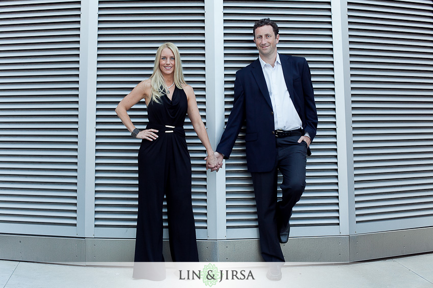 07-downtown-los-angeles-engagement-photo