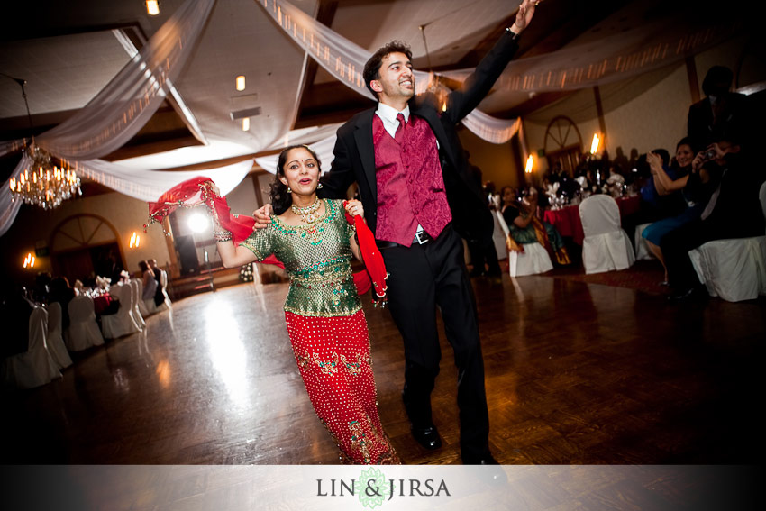 burbank castaway wedding photography image Castaway Wedding Photography in Burbank | Reception | Vasu + Shruti