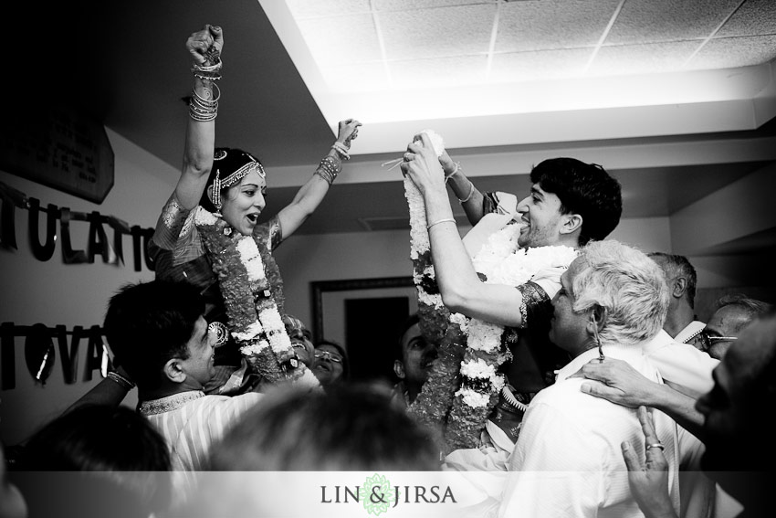 malibu-hindu-temple-society-southern-california-wedding-images malibu hindu temple society southern california wedding images Malibu Hindu Temple Society of Southern California Wedding Photography | Ceremony | Vasu + Shruti