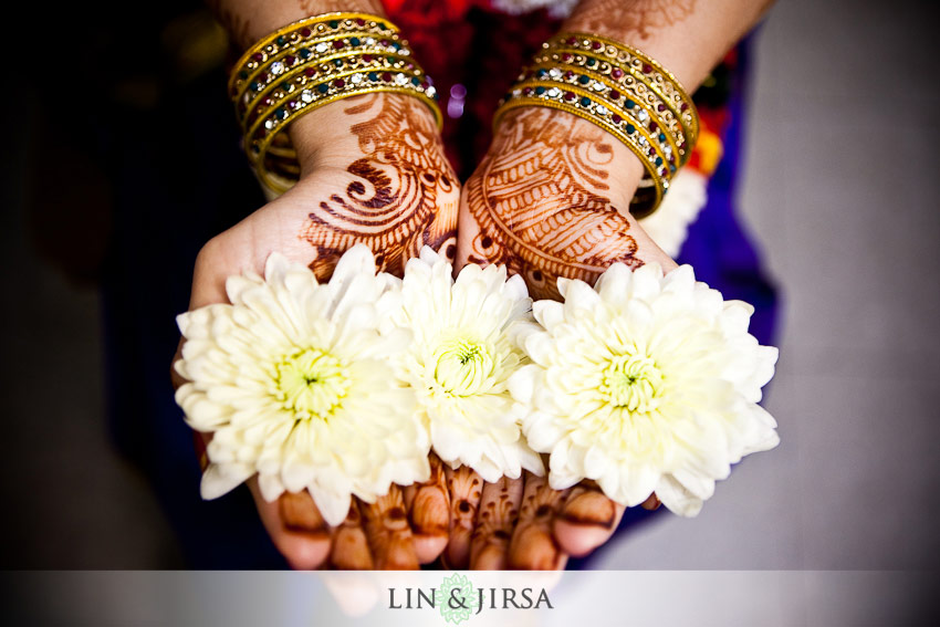 malibu hindu temple society southern california wedding images1 Malibu Hindu Temple Wedding Photography | Venue and Details | Vasu + Shruti