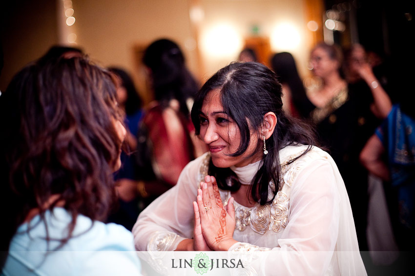 photography burbank castaway restaurant wedding Castaway Wedding Photography in Burbank | Reception | Vasu + Shruti