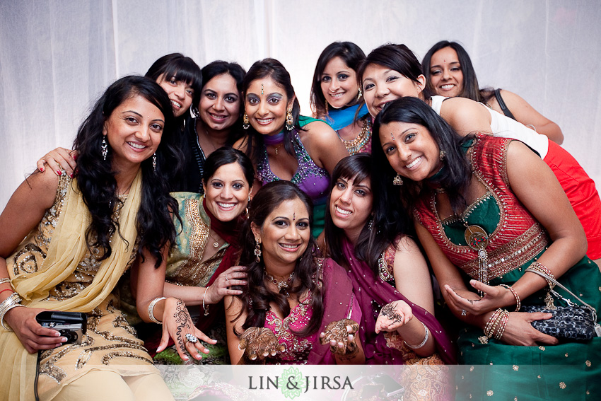 01-mehendi-party-wedding-photography 01-mehendi-party-wedding-photography