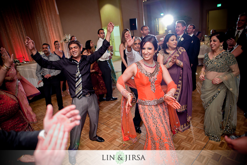 Crowne Plaza Redondo Beach Wedding Photography East Asian Wedding Photography Lin and Jirsa Photogrpahy