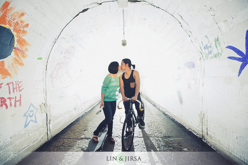 nighttime-laguna-beach-portrait-engagement
