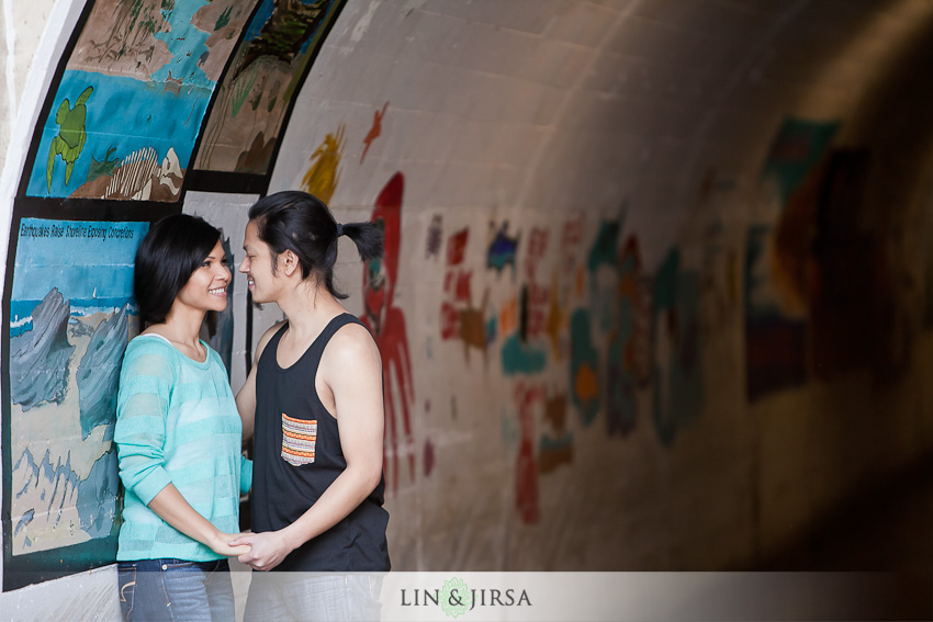 nighttime-laguna-beach-portrait-engagement