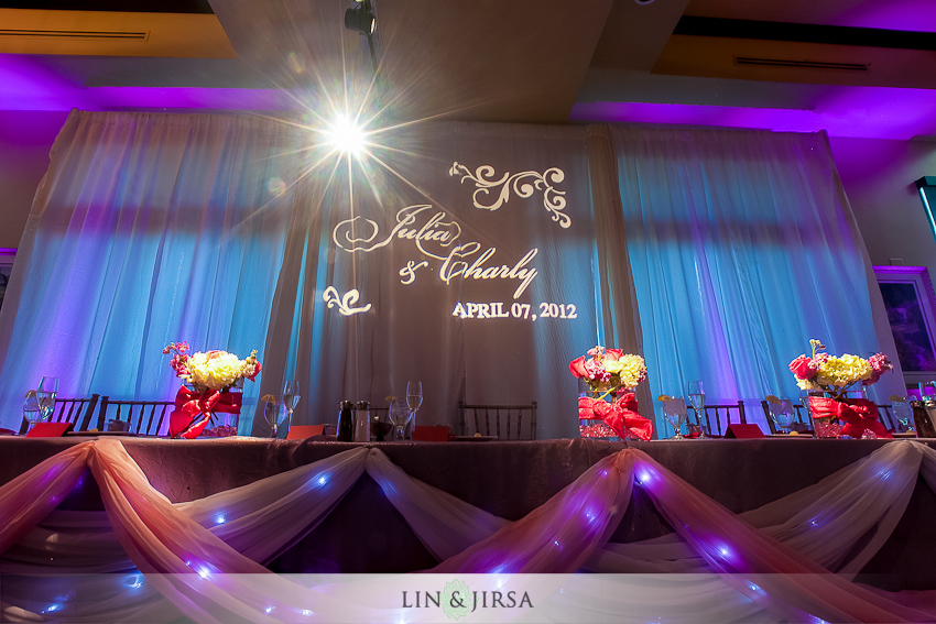 black-and-gold-golf-club-wedding-photographer