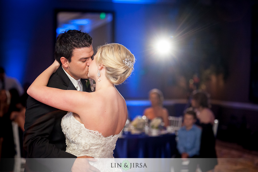 hilton-waterfront-huntington-beach-wedding-photographer hilton-waterfront-huntington-beach-wedding-photographer