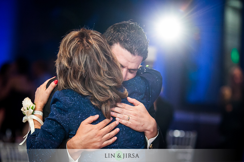 hilton-waterfront-huntington-beach-wedding-photographer hilton-waterfront-huntington-beach-wedding-photographer