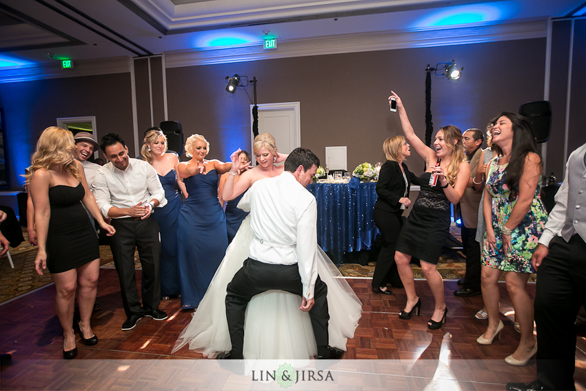 hilton-waterfront-huntington-beach-wedding-photographer hilton-waterfront-huntington-beach-wedding-photographer