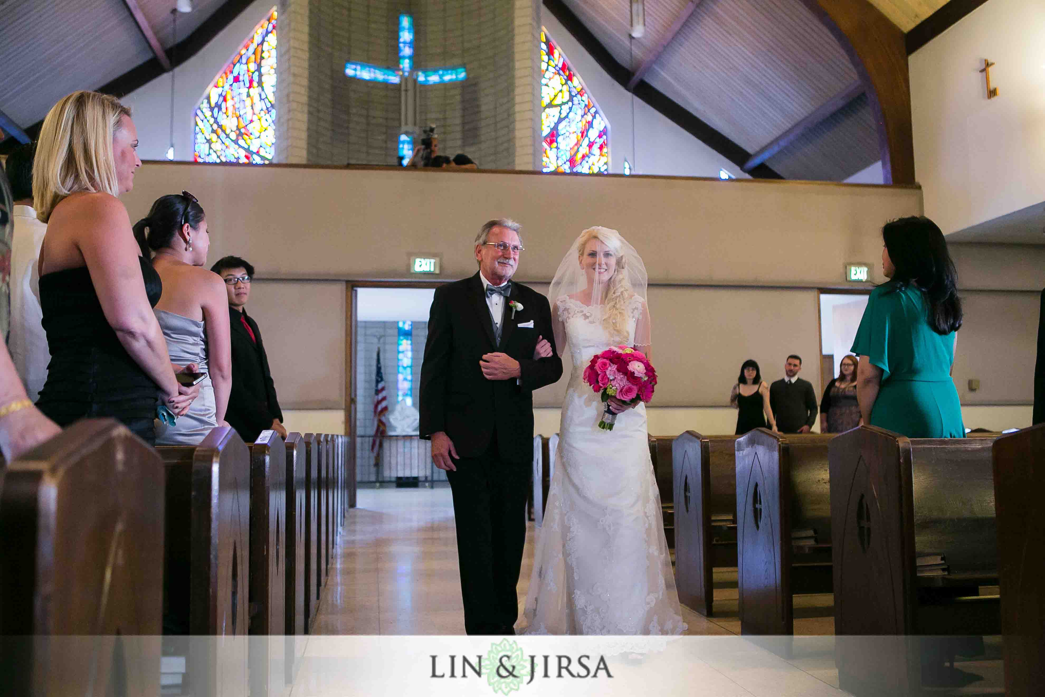 -balboa-bay-club-and-resort-newport-beach-wedding-photographer