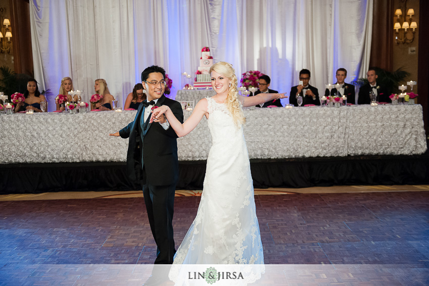-balboa-bay-club-and-resort-newport-beach-wedding-photographer