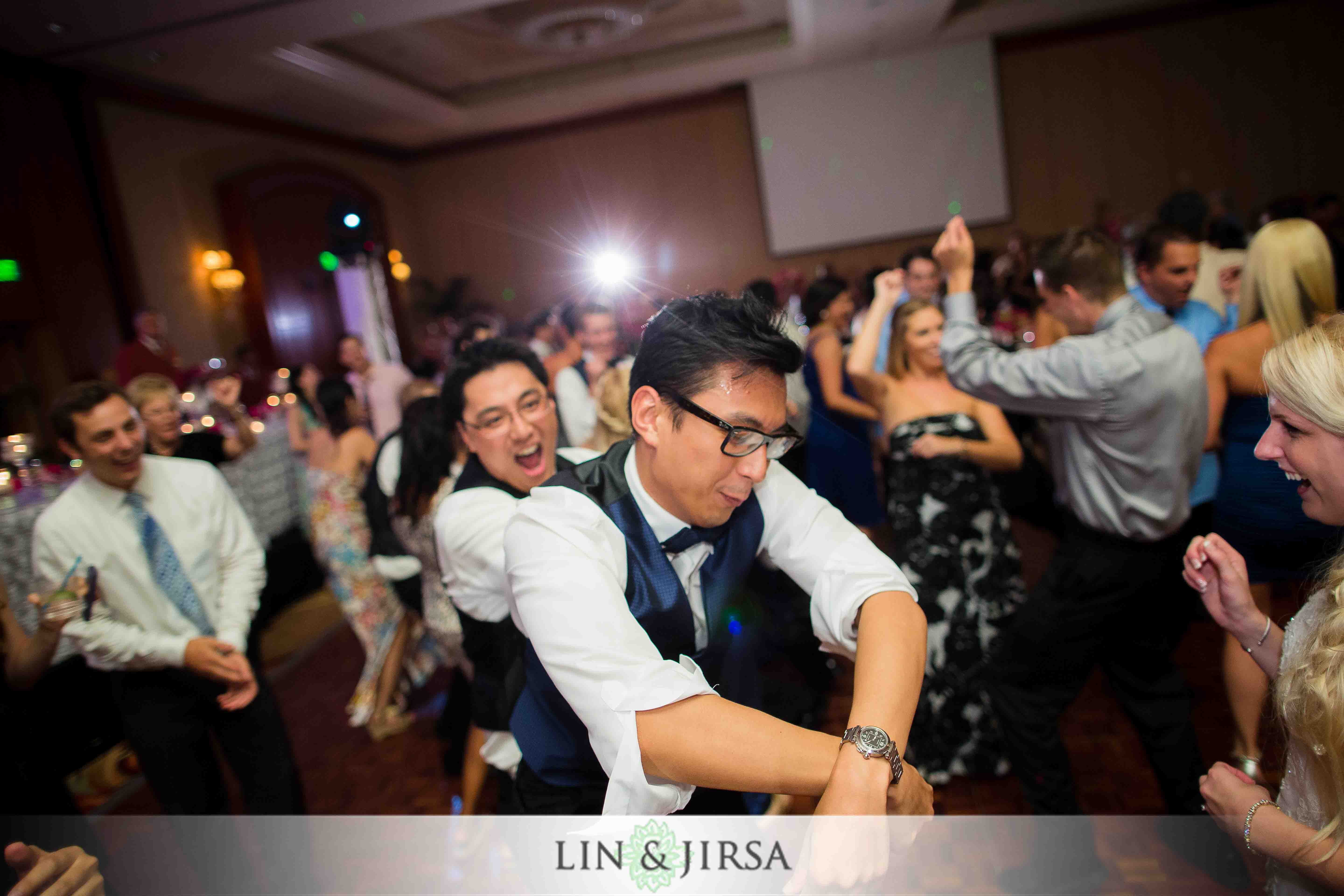 -balboa-bay-club-and-resort-newport-beach-wedding-photographer