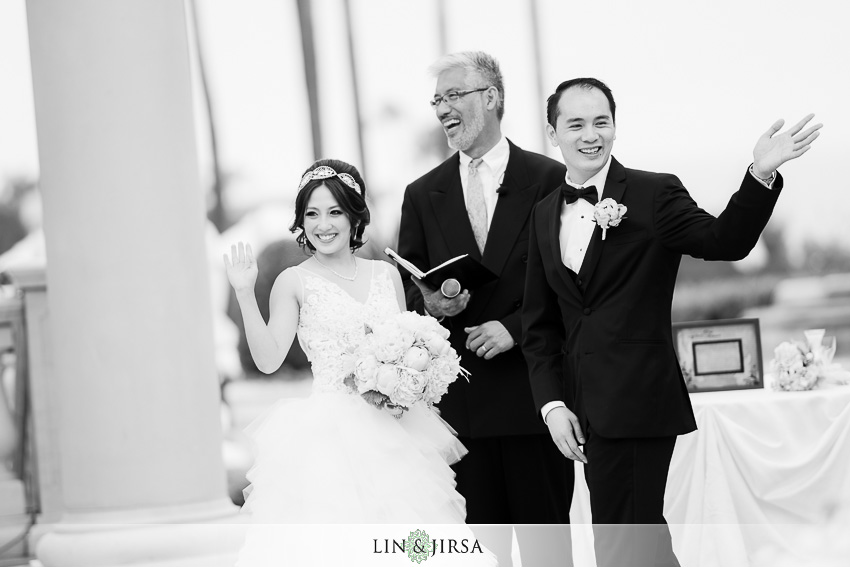 ceremony-regis-monarch-beach-wedding-photographer-wedding-dress