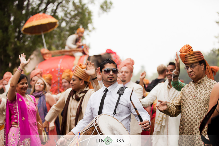 03-the-langham-pasadena-indian-wedding-photographer-baraat