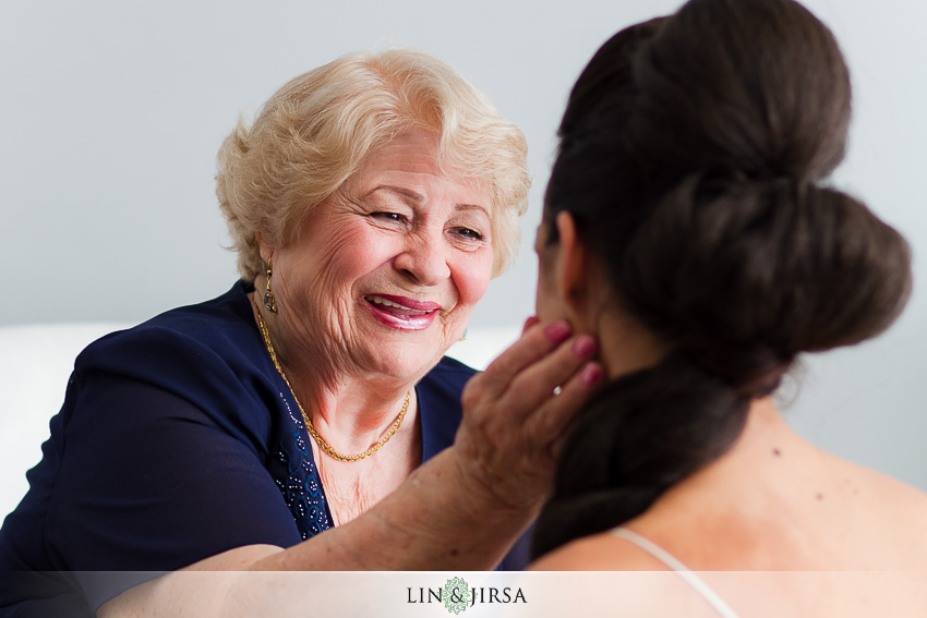 06-san-clemente-wedding-photographer-bride-getting-ready