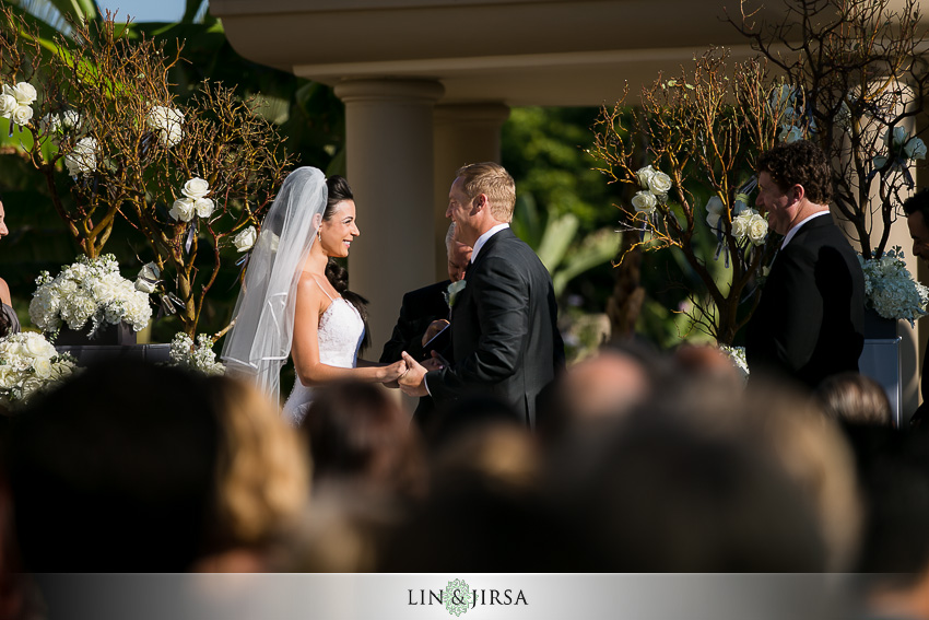 13-san-clemente-wedding-photographer-wedding-ceremony