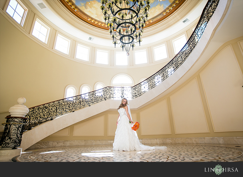 05-st-regis-laguna-beach-wedding-photographer-bride-wedding-portrait
