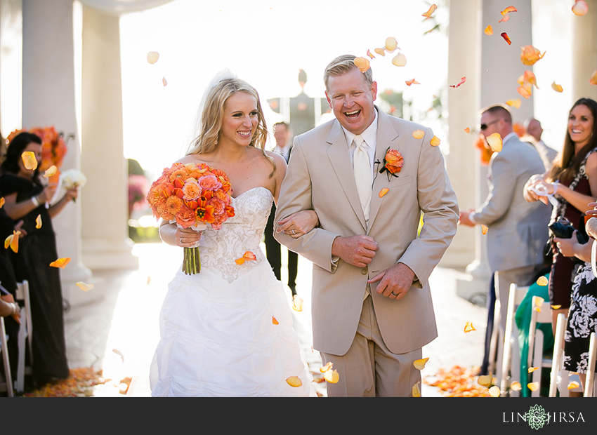 18-st-regis-laguna-beach-wedding-photographer-wedding-ceremony