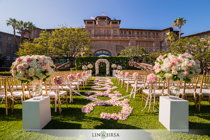 10-gorgeous-daytime-getting-ready-wedding-photos