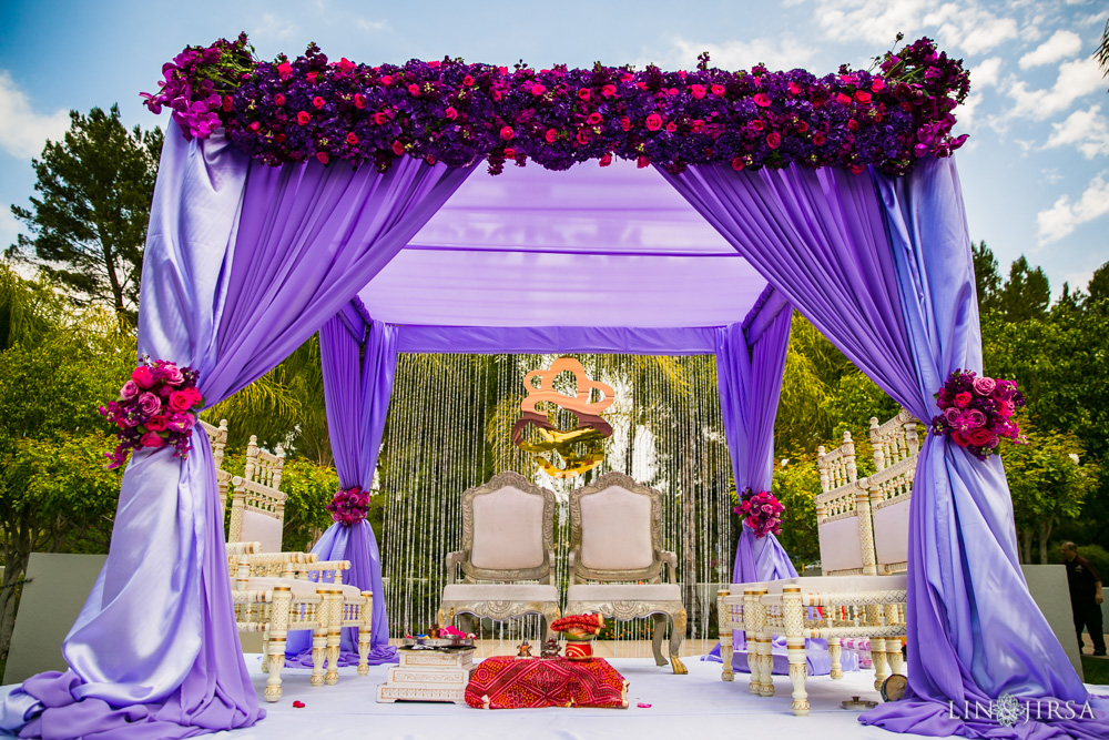 16-hilton-los-angeles-universal-city-indian-wedding-photographer-wedding-ceremony-baraat