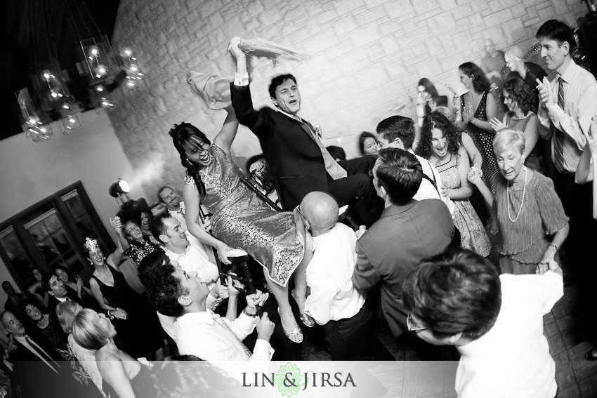 8-gaffton-Illinois-wedding-photography-lift 8-gaffton-Illinois-wedding-photography-lift