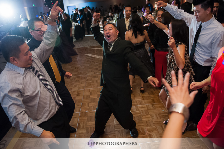 -hyatt-regency-wedding-photographer