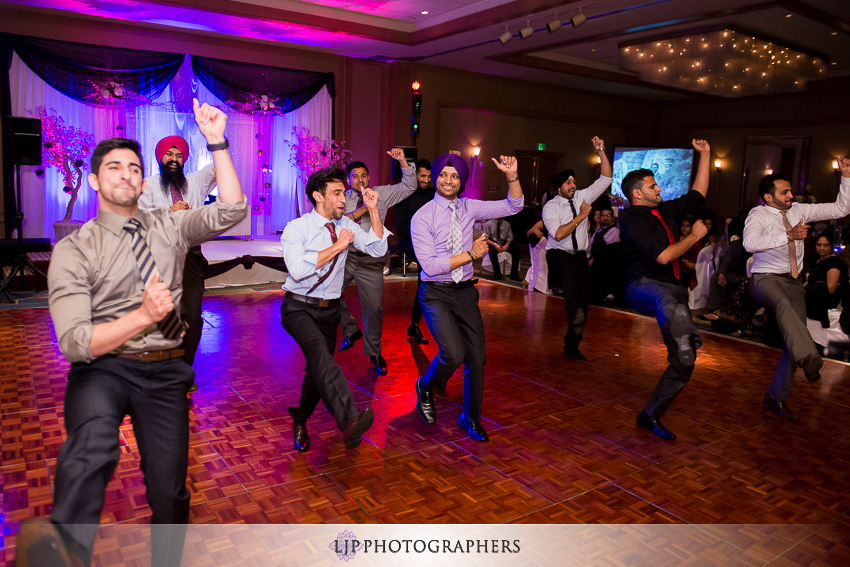 27-sheraton-cerritos-hotel-wedding-photographer