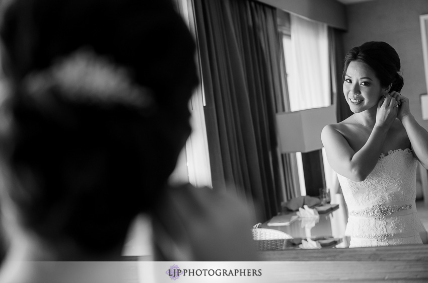 04-mountain-gate-country-club-wedding-photographer-wedding-rings