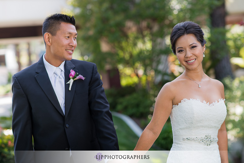09-mountain-gate-country-club-wedding-photographer-wedding-rings