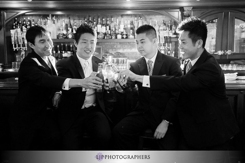 03-summit-house-fullerton-wedding-photographer-wedding-bouquet