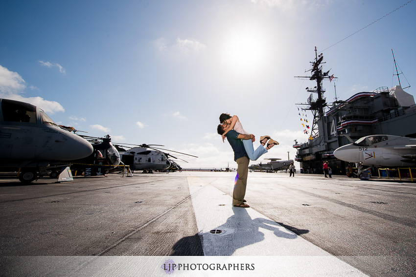 08-ND-San-Diego-Midway-Engagement-Photos