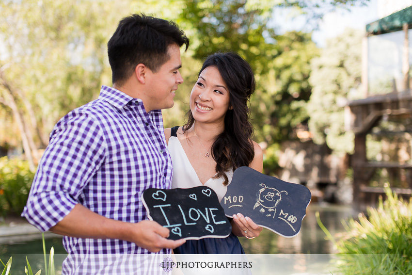 13-ND-San-Diego-Midway-Engagement-Photos
