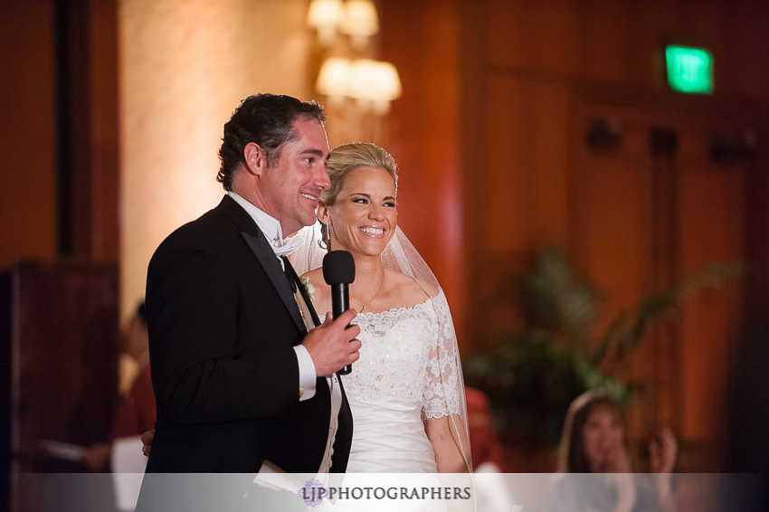 17-mission-basilica-san-juan-capistrano-wedding-photographer-wedding-dress
