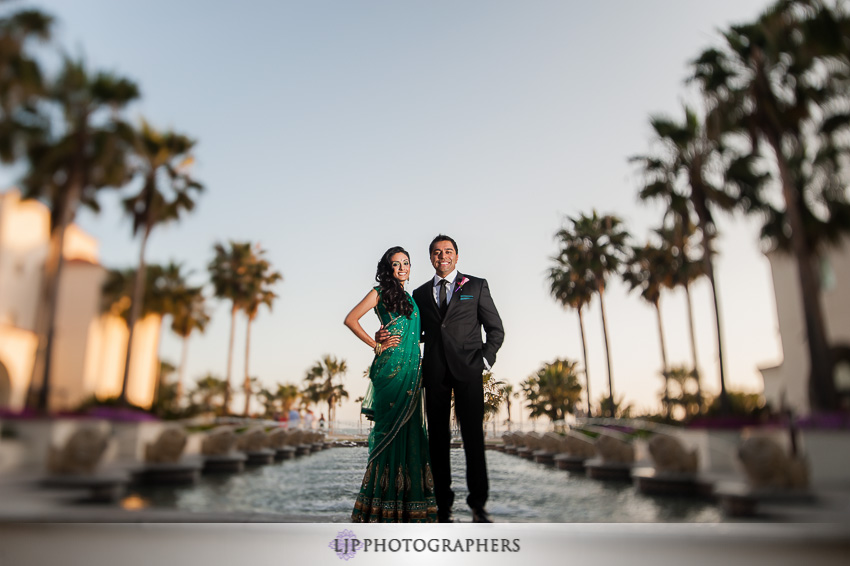 24-hyatt-huntington-beach-indian-wedding-photographer-mandap