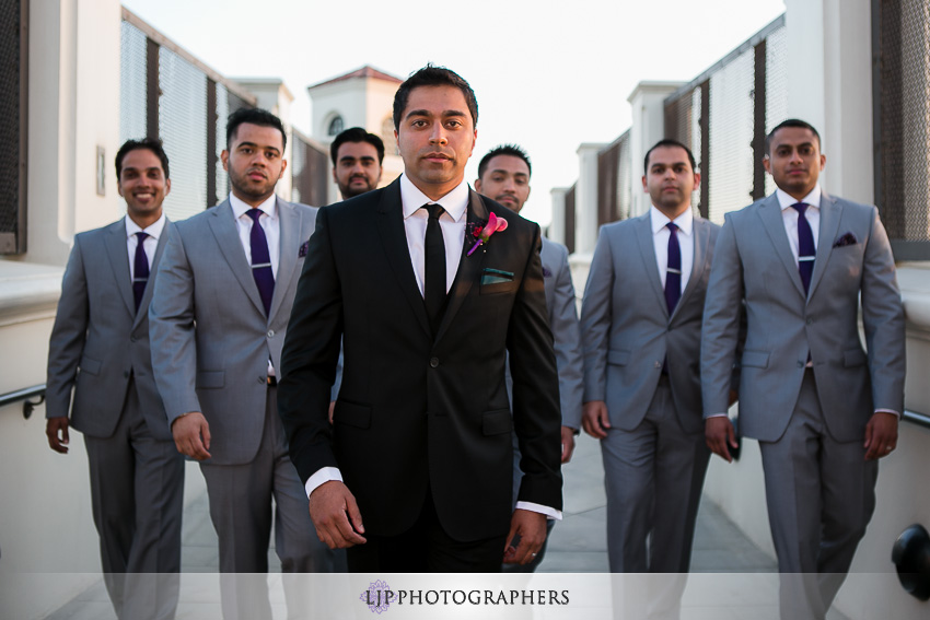 25-hyatt-huntington-beach-indian-wedding-photographer-mandap