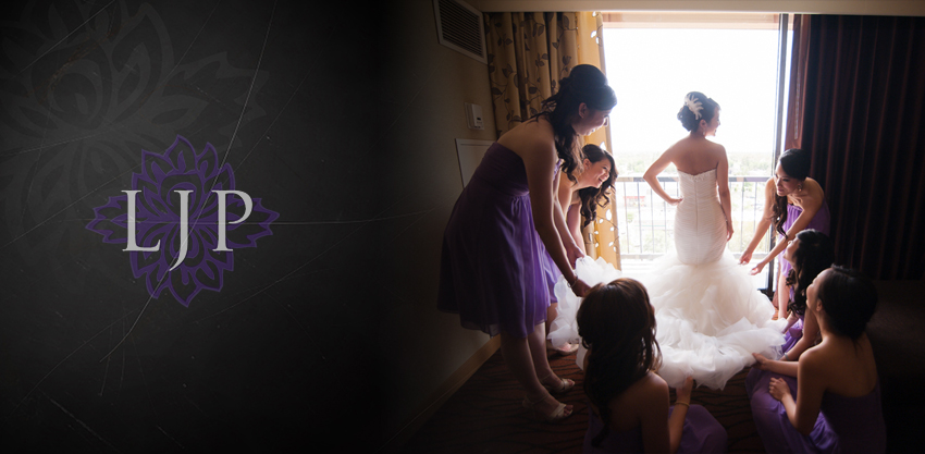 03-crossline-community-church-wedding-photographer-bride-getting-ready