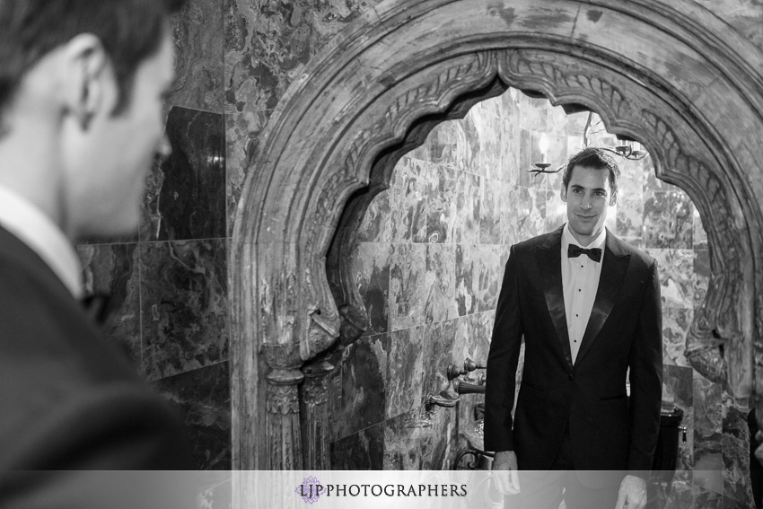 07-anqi-bistro-wedding-photographer-groom-portrait