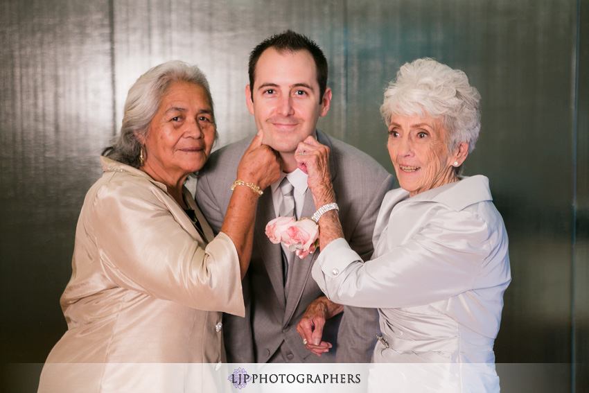 15-seven-degrees-wedding-photographer