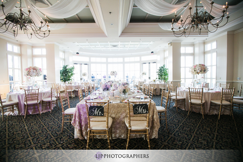 17-summit-house-fullerton-wedding-photographer-wedding-reception-decor