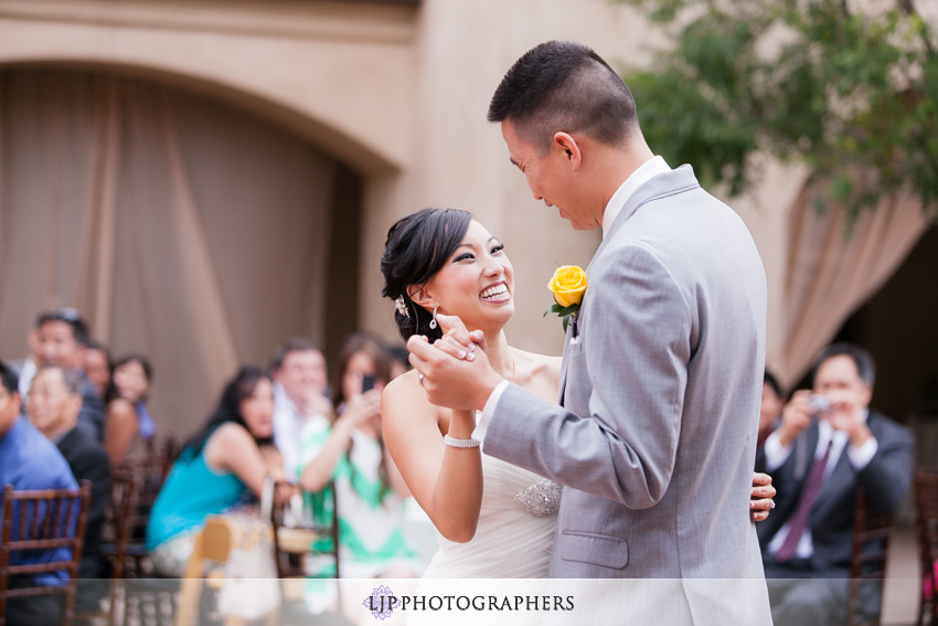 18-serra-plaza-san-juan-capistrano-wedding-photographer-first-dance