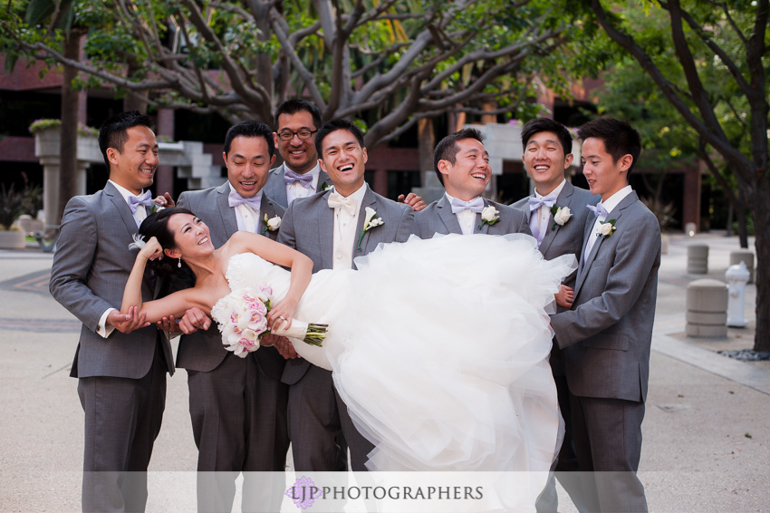 19-crossline-community-church-wedding-photographer-bride-and-groomsmen