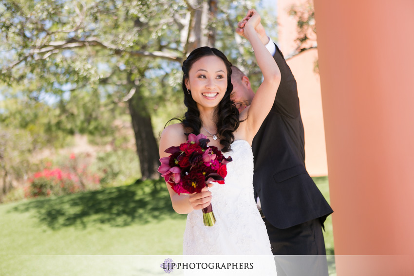 04-malibu-chinese-jewish-wedding-photographer-first-look