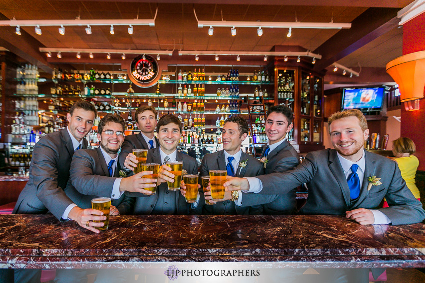 05-redondo-beach-historic-library-wedding-photography