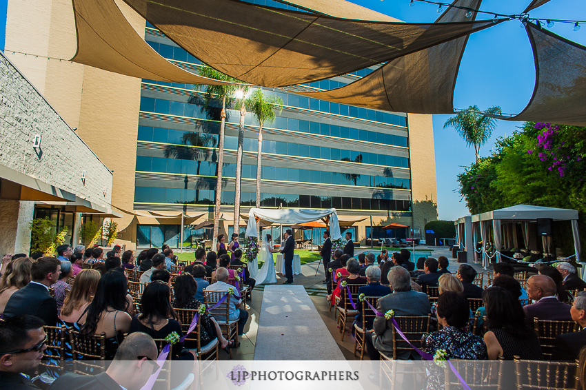 12-doubletree-by-hilton-pasadena-wedding-photogrpahy