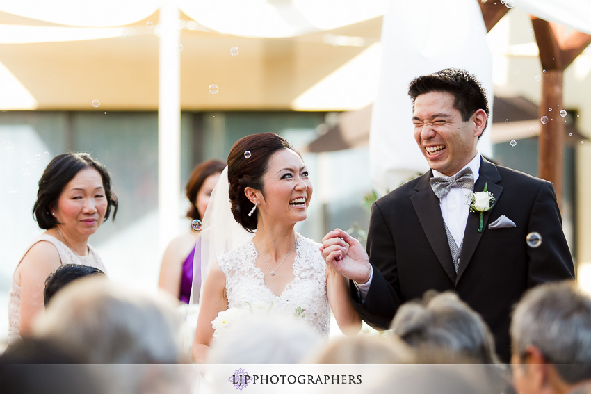16-doubletree-by-hilton-pasadena-wedding-photogrpahy
